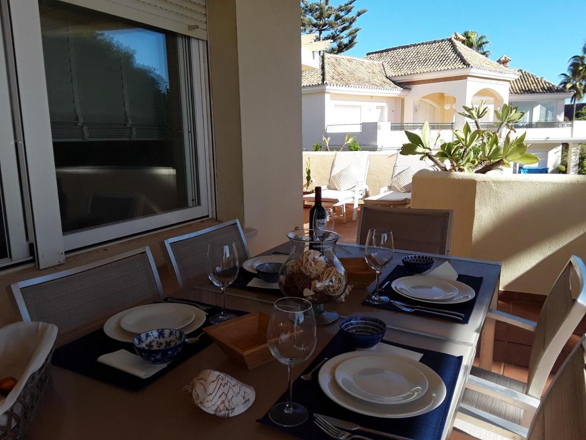 Beachfront Neptuno I, Complex,Views,Pool,Garden, Elviria 마르베야 외부 사진