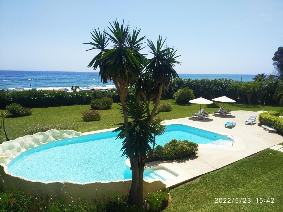 Beachfront Neptuno I, Complex,Views,Pool,Garden, Elviria 마르베야 외부 사진