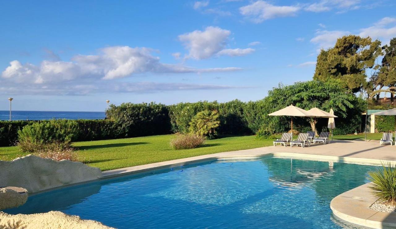 Beachfront Neptuno I, Complex,Views,Pool,Garden, Elviria 마르베야 외부 사진