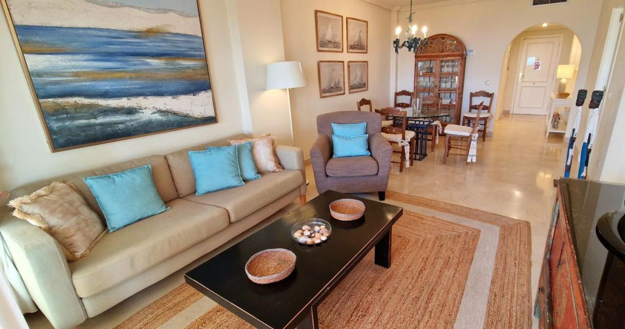 Beachfront Neptuno I, Complex,Views,Pool,Garden, Elviria 마르베야 외부 사진