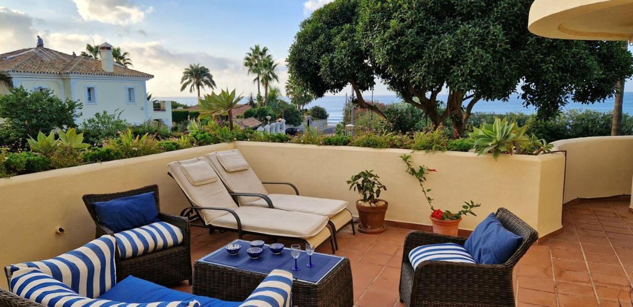 Beachfront Neptuno I, Complex,Views,Pool,Garden, Elviria 마르베야 외부 사진